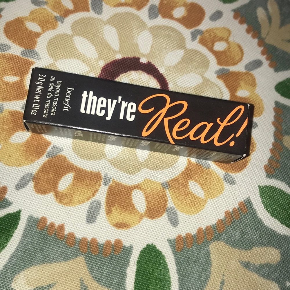 Benefit they’re real mini mascara